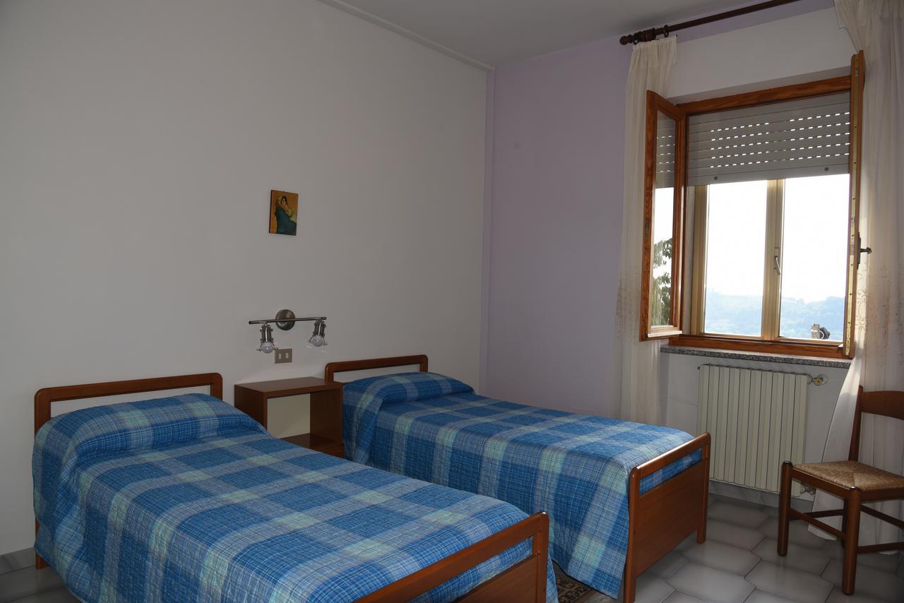 Albergo Dei Bersaglieri Albaretto della Torre Esterno foto